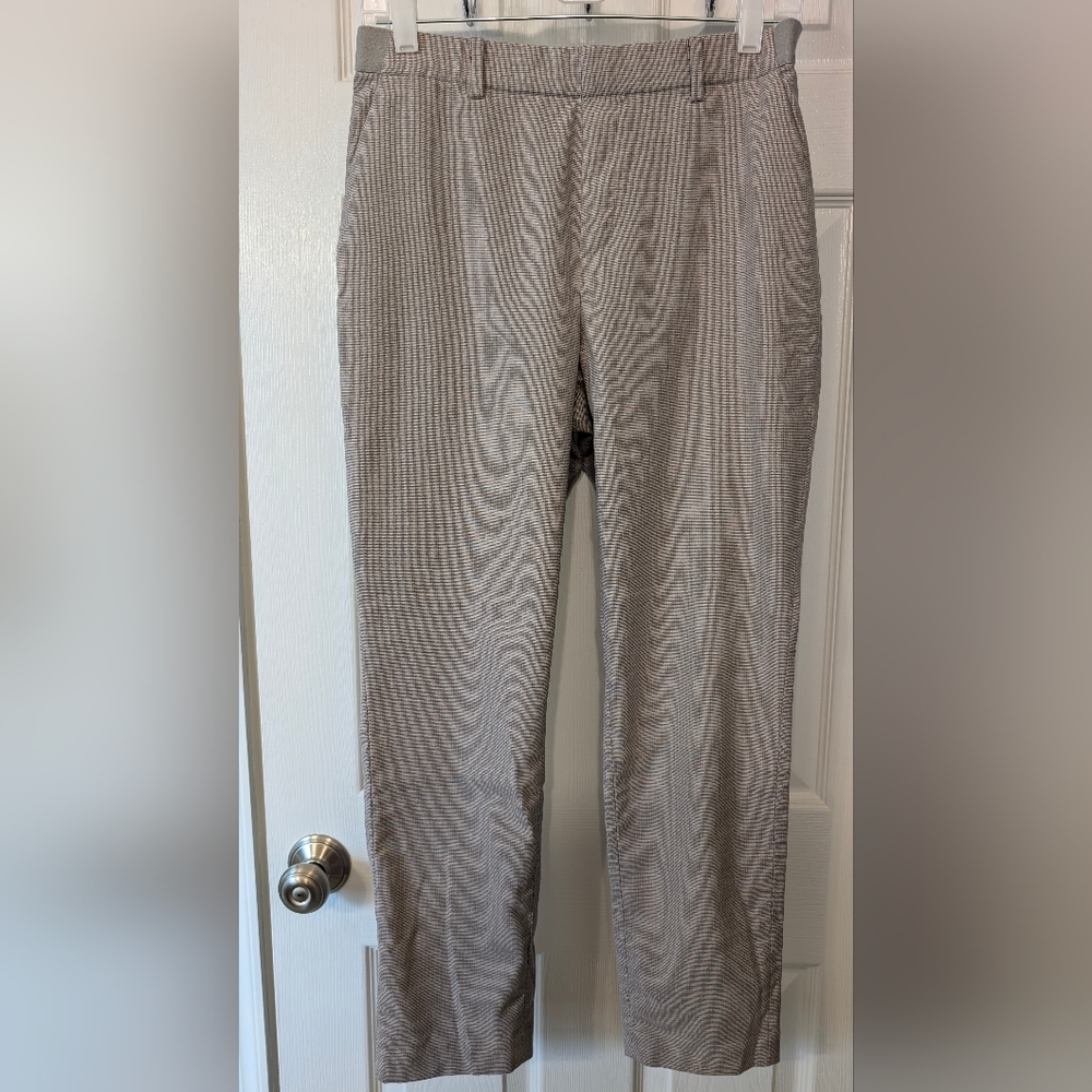 Uniqlo Grey Multicolor Ankle Pants